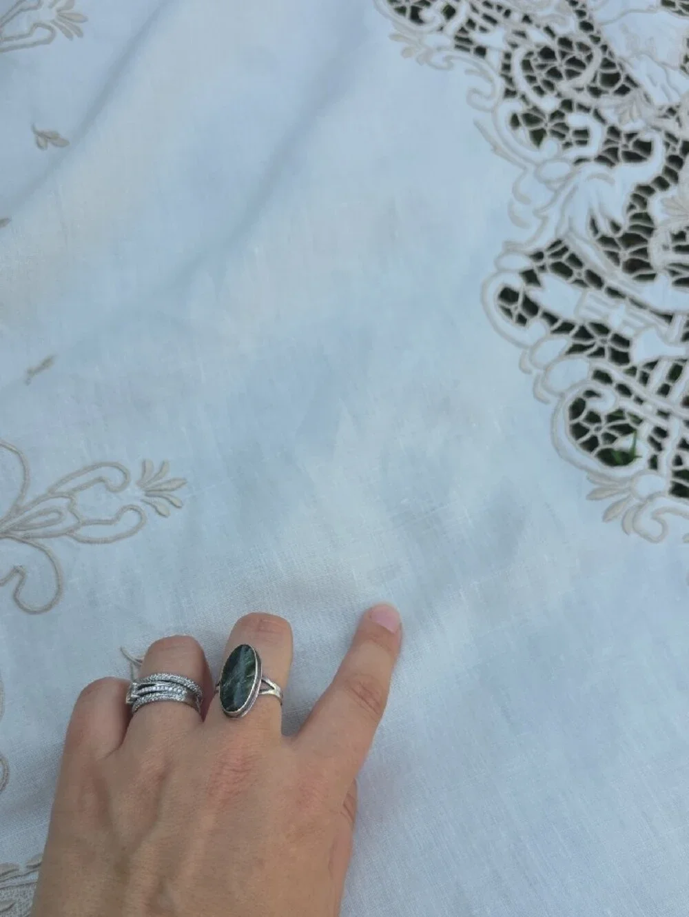 Joan Of Arc Art  Cutwork Tablecloth Tatting Techniq TUDOR OR STORYBOOK STYLE